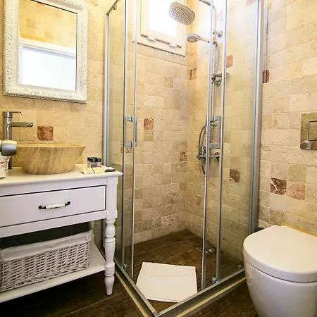 Gobene Guest house 2*